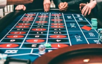 Why Online Casinos Outshine Traditional Gambling—With Bonuses, Free Trials, and Endless Games